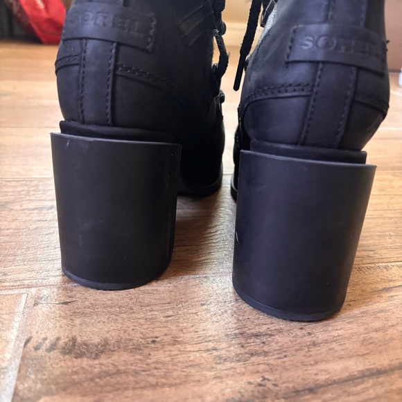 Sorel Blake Laceup Black and Gray Heeled Boots with Chunky Heel - Picture 9 of 9